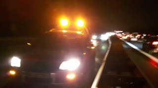 Unfall auf der Autobahn  Absicherung  Nothilfe [upl. by Zaragoza270]