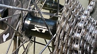 Shimano Deore XT FHM8000 rear hub sound [upl. by Putscher206]