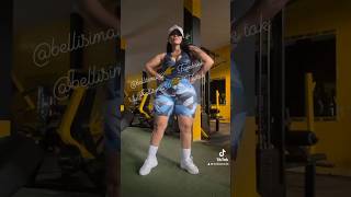 Mis poses de entreno 🤣💪 parati shortvideo gym [upl. by Oimetra538]