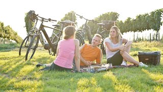 Weinviertler Radlerpicknick [upl. by Nniuqal]