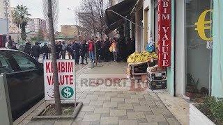 Report TV  Përcillet për në banesën e fundit shefi i policisë pyjore Agur Vrenozi [upl. by Laszlo]