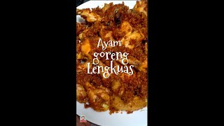 Resep Ayam Goreng Lengkuas  Fried chicken with Galangal recipes Indonesian food [upl. by Eserahc]