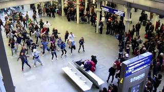 Flash Mob at St Pancras International NYE 2010 [upl. by Alekim]