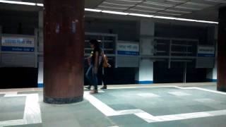 Kolkata Metro Railway Station I Mahatma Gandhi Road [upl. by Hiett299]