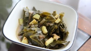 Vegan Collard Greens Recipe  Southern Collard Greens Recipe  Meatless Monday [upl. by Adnilam]