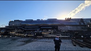 Union Pacific 4014 Big Boy Leaves Coffeyville [upl. by Elkraps]