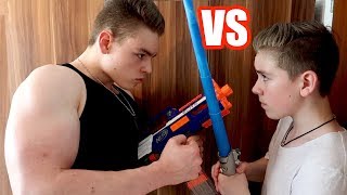 Bodybuilder VS Fußballer  FITNESS CHALLENGE EXTREM TEIL 2 [upl. by Lizabeth761]