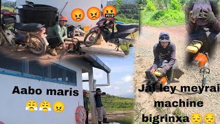 Aaja machine bigrey Ra Mando ley Gali garyo😣😔😔 rukh ko thuta rey ma ta 😔😐😐vlog malaysia viral [upl. by Eintrok]