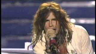 Steven Tyler  Dream On  American Idol Season 10 Finale Results Show  052511 [upl. by Aleakam]