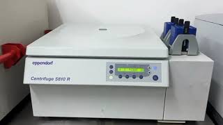 Eppendorf Centrifuge 5810 R [upl. by Chemosh291]