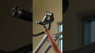 Lat Pulldown RS2201 hoistfitness [upl. by Colver73]