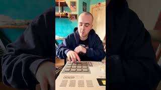 Classic old school beats on the mpc 2000 [upl. by Howlond827]