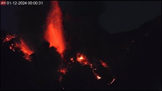 Jan 12 2024 night Big Strombolian eruptions lava boulder cascades from Semeru volcano Indonesia [upl. by Ackley]