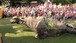 Der Drache Fangdorn auf Burg Hanstein August 2012 [upl. by Mcquoid]