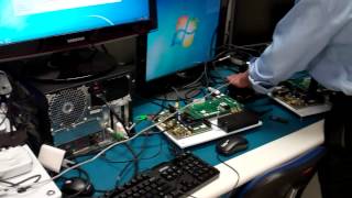 Targus USB 30 Docking Station Demo with USB 30 Gold Tree  Synopsys [upl. by Teevens]