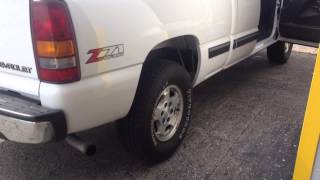 Flowmaster Super 40 2002 Chevy Silverado 53L [upl. by Oranneg]