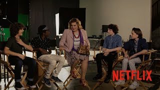 Paquita Salas visita a los niños de Stranger Things  Netflix España [upl. by Tamarah]