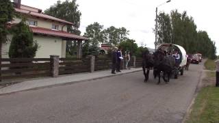 XI Wielka Parada Bryczek i Wozów w Szymbarku 21062014 [upl. by Hanover918]