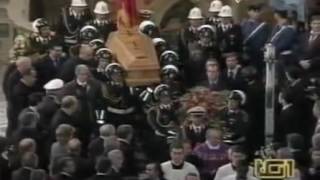 I Funerali di Alberto Sordi TG1  Discorso Carlo Verdone e Gigi Proietti [upl. by Nnylimaj]