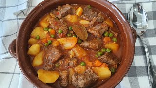 Guiso de PATATAS Y CARNE  PLATO ÚNICO [upl. by Grearson110]