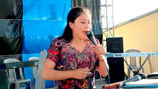 Maura Tumax  Es Un Placer Señor Estar Contigo  En Vivo  cantos cristianos [upl. by Freyah912]