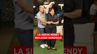 La sierva Wendy Bailando merengue con Delicias Food en San Cristóbal [upl. by Subocaj]