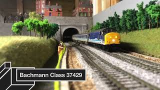 Bachmann Class 37429 on Highfield Road Model Railway [upl. by Argella755]