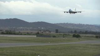 Air Force One Landing in Canberra [upl. by Desi]