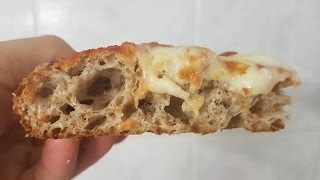 PIZZA INTEGRALE SENZA BISOGNO DI IMPASTARE wwwmauropizza [upl. by Anaihr]