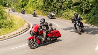 Hundreds of HarleyDavidson motorcycles head to Nailsworth [upl. by Glynn846]