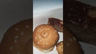 Mioamore burger moburg cake chicken chickenhotdog breakfast food tiffin tiffinbox viral [upl. by Roderica876]