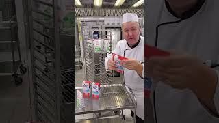 Stop au lait qui déborde 😀 cantine shortvideo astucecuisinefood [upl. by Anairuy]