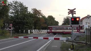 Železniční přejezd Chrudim 4 P5005  1992018  Czech railroad crossing [upl. by Cheshire]