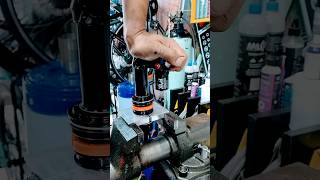 Fox X2 Shocks Testing by Hand Fox fork and shocks service station India ridefox shorts shortvideo [upl. by Pat558]