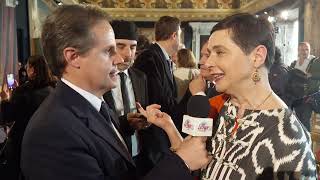 Isabella Rossellini intervistata da Emilio Buttaro ai David di Donatello [upl. by Lsil]