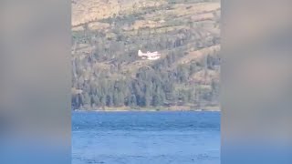 RAW Skimmers fight fire near Peachland [upl. by Akira277]