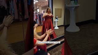 She picked the best mother of the bride dress🥰 plussizemotherofthebride motherofthebridedress [upl. by Roman901]