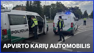 Tiesiogiai iš įvykio vietos apvirto karių automobilis nukentėjo trys žmonės [upl. by Owiat]