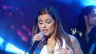 Nelly Furtado Promiscuous Girl Live On Rove 09 08 06 [upl. by Agueda]