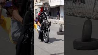 Arrastou a traseira da moto😳🔥grau grauderua viralvideo viraliza humor grauecorte graudebike [upl. by Anitreb796]