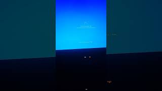 Upgrading from Windows 81 to Windows 10 on a Compaq Presario CQ61 part 1 [upl. by Roby463]