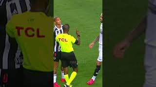 PROVOCOU Deyverson vs Alexander Barboza  AtléticoMG x Botafogo [upl. by Annez]