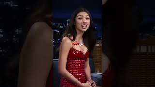 Olivia Rodrigo REACTS to her Falling on stage 😳 oliviarodrigo pop edit [upl. by Mokas]