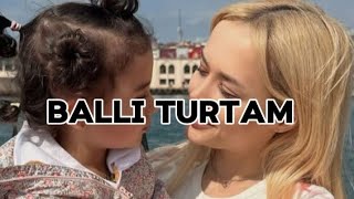 Öykü KartaampGamze KartaBallı TurtamLyrics [upl. by Goldi]