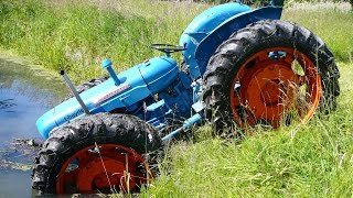 Fordson County  missglückte Grabendurchfahrt [upl. by Garwood780]