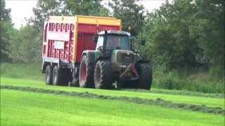 Loonbedrijf Holtrop aan het kuilen met de Fendt 926 en Schuitemaker Rapide 660 met 8 wielen HD1080 [upl. by Avonasac]