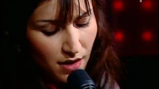 Laleh  I Wont Believe You Live Gomorron Sverige 2007 [upl. by Nayr]