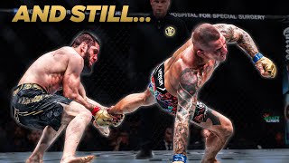 Islam Makhachev SOMETE a Dustin Poirier en una GRAN PELEA [upl. by Yennek]