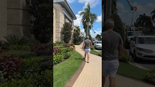 Homewood suitesHilton close to all restaurants bars UTC shopping mall A locationtravelvlog [upl. by Eiderf]