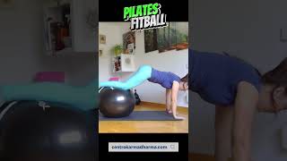 Fortalece tu abdomen y equilibrio con la FITBALL pilates centrokarmadharma inmamartin [upl. by Ocirne797]